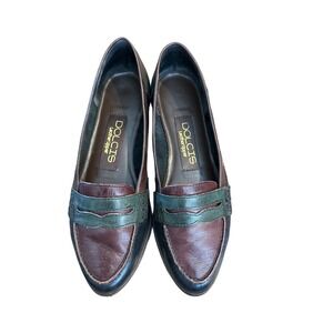 Women’s Dolcis Leather Loafer. Size 6